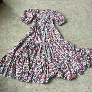 Boden, lovely floral print cotton dress! Sz 6. So feminine and so flattering.